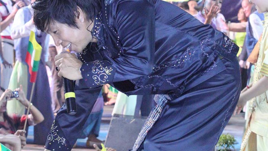ၽဵင်းမွင်ၸႂ် - ၸၢႆးသႅင်ၸွမ်ၾႃ့
